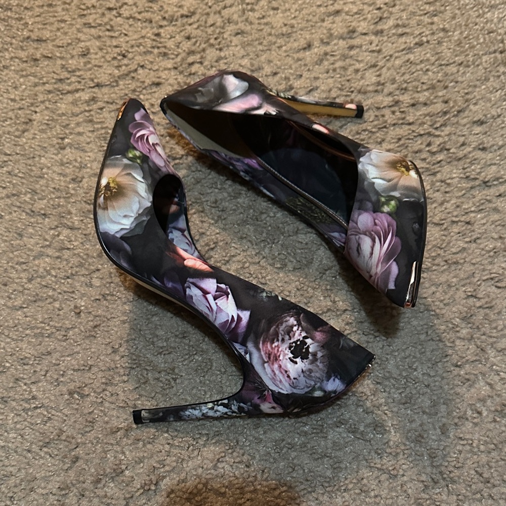 Ted Baker London Black Floral Heels
